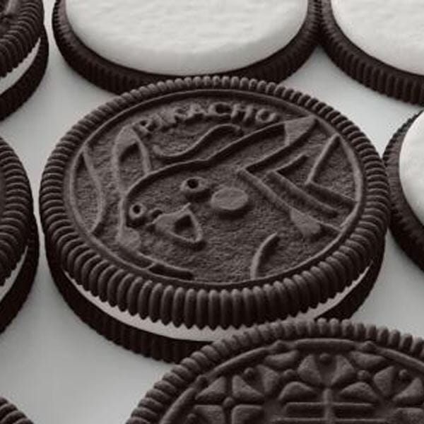 Oreo Pokemon Chocolate Cream Cookies (Indonesia)